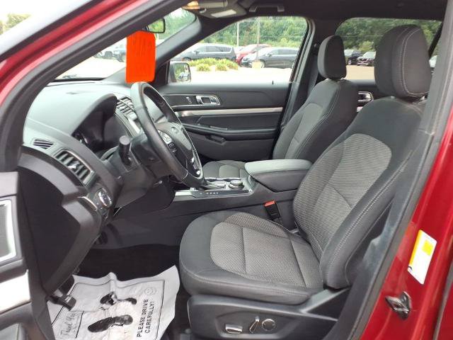 Certified 2018 Ford Explorer XLT w/ Equipment Group 201A AWD/4WD image 26