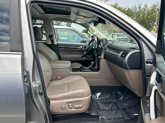 Used 2023 Lexus GX 460 Luxury w/ Sport Design Package AWD/4WD image 40