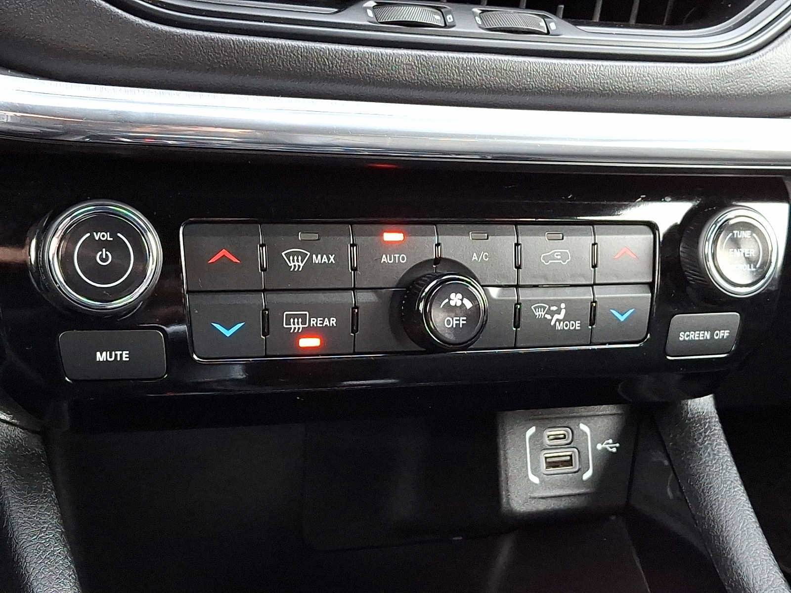 Used 2022 Jeep Compass High Altitude image 15