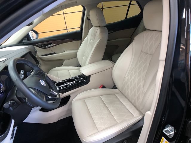 Used 2022 Buick Envision Avenir w/ Technology Package II AWD/4WD image 10