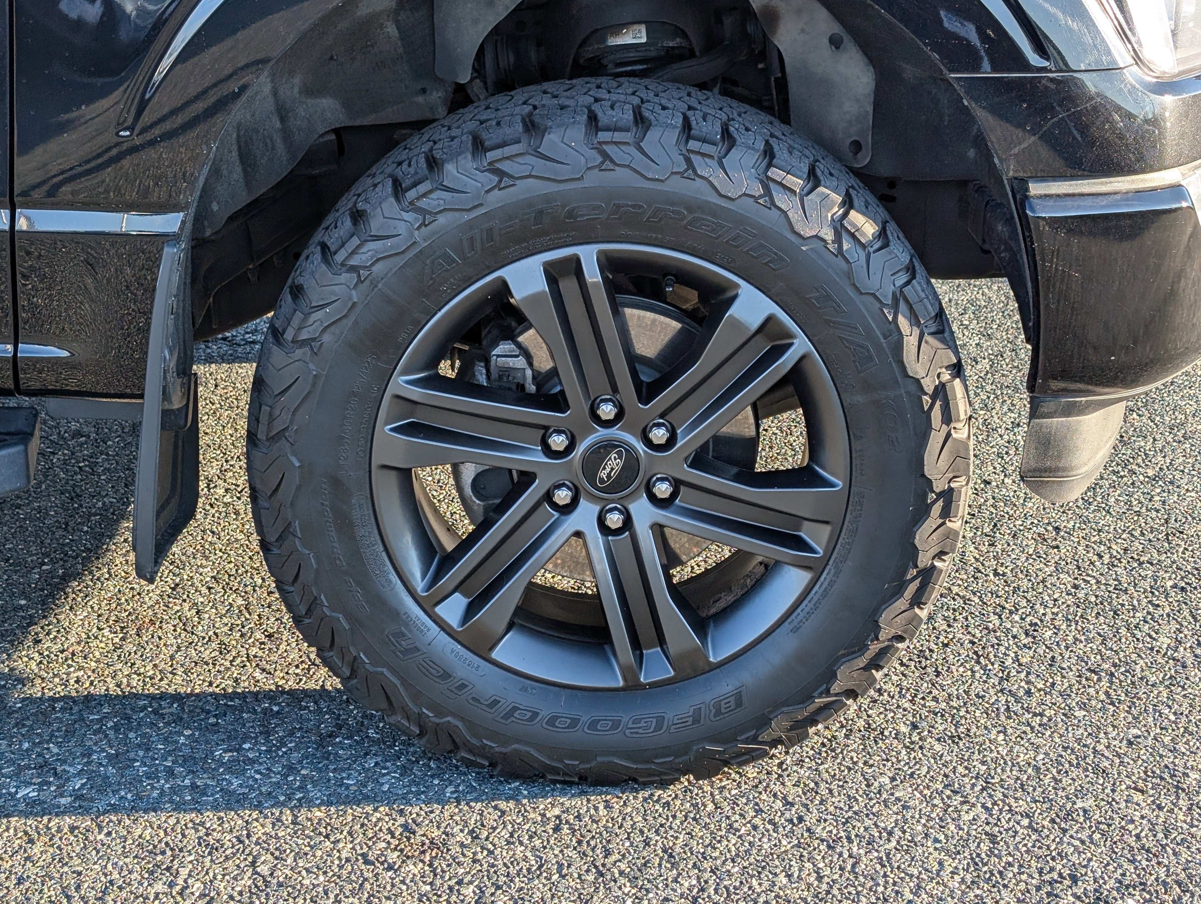 Certified 2022 Ford F150 XLT w/ Equipment Group 302A High image 9