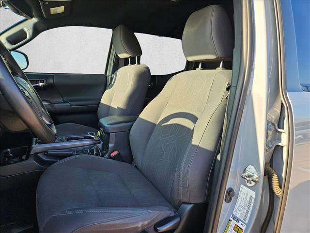 Used 2019 Toyota Tacoma TRD Off-Road w/ Technology Package image 19