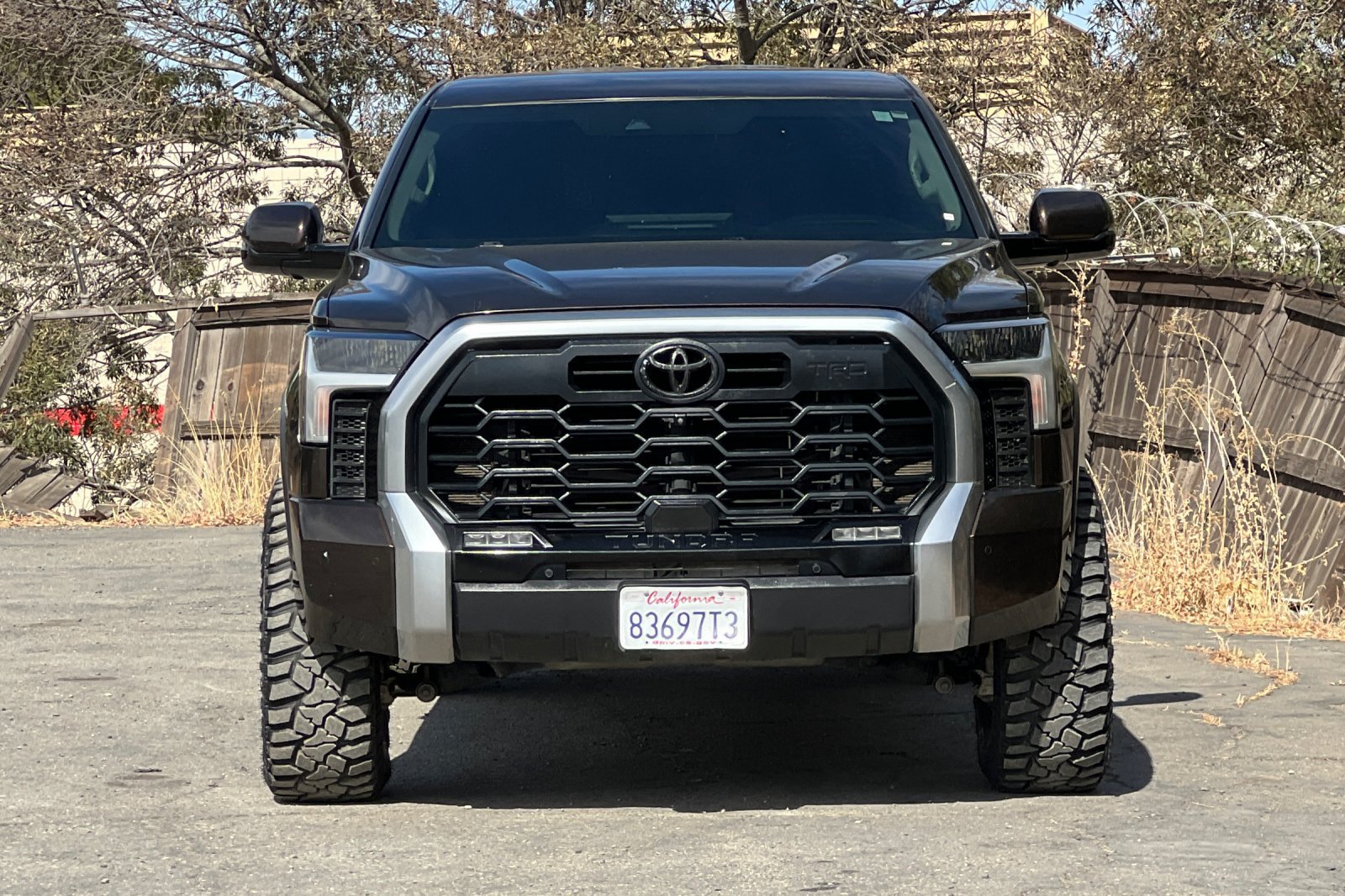 Used 2023 Toyota Tundra Limited w/ TRD Off-Road Package AWD/4WD image 11