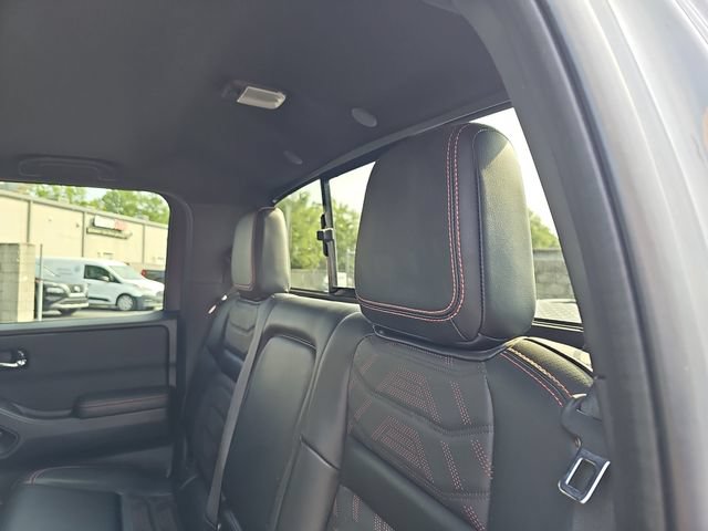 Used 2025 Nissan Frontier PRO-4X w/ Pro Premium Package AWD/4WD image 13