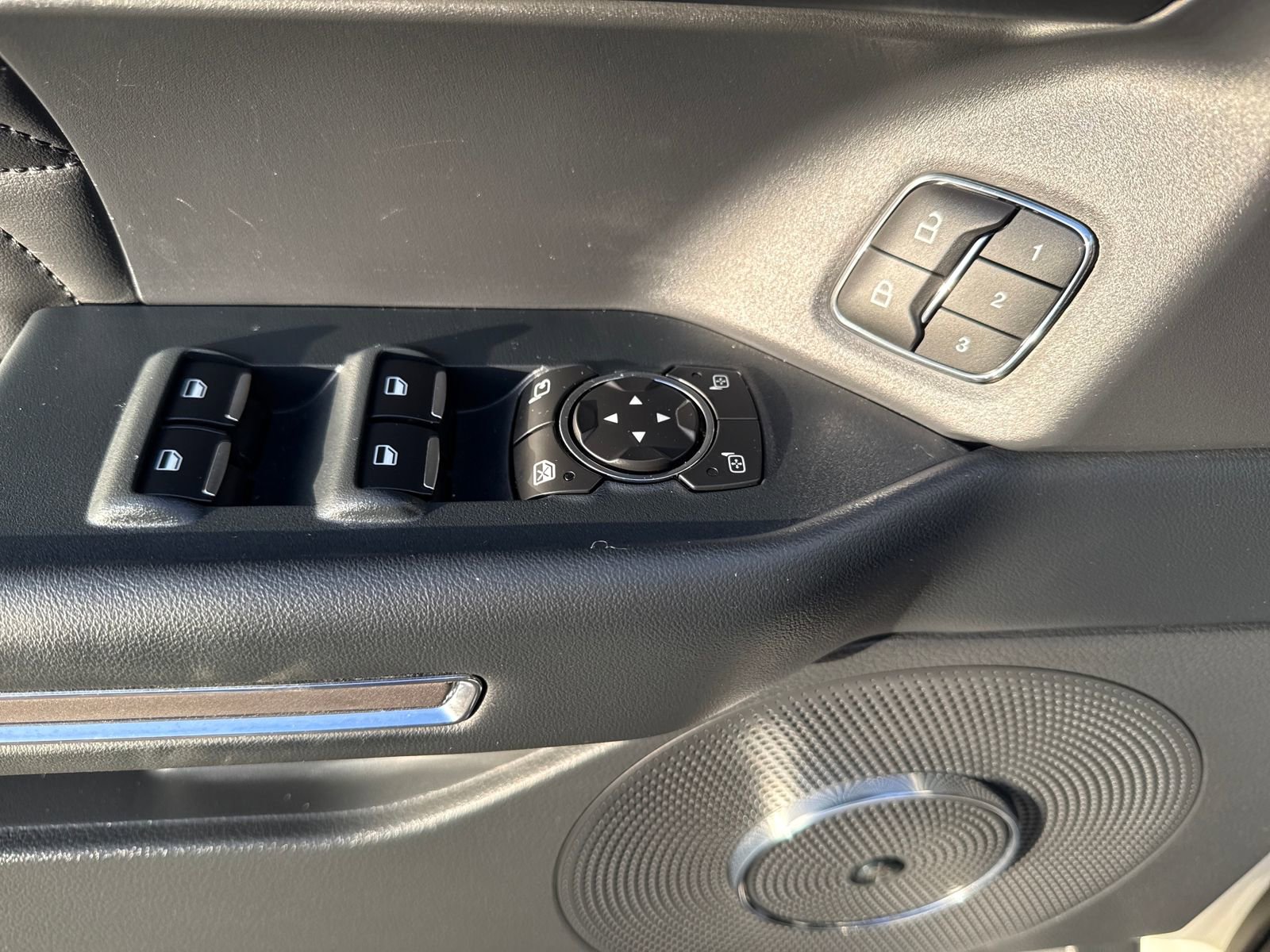 Certified 2023 Ford Expedition Platinum image 11