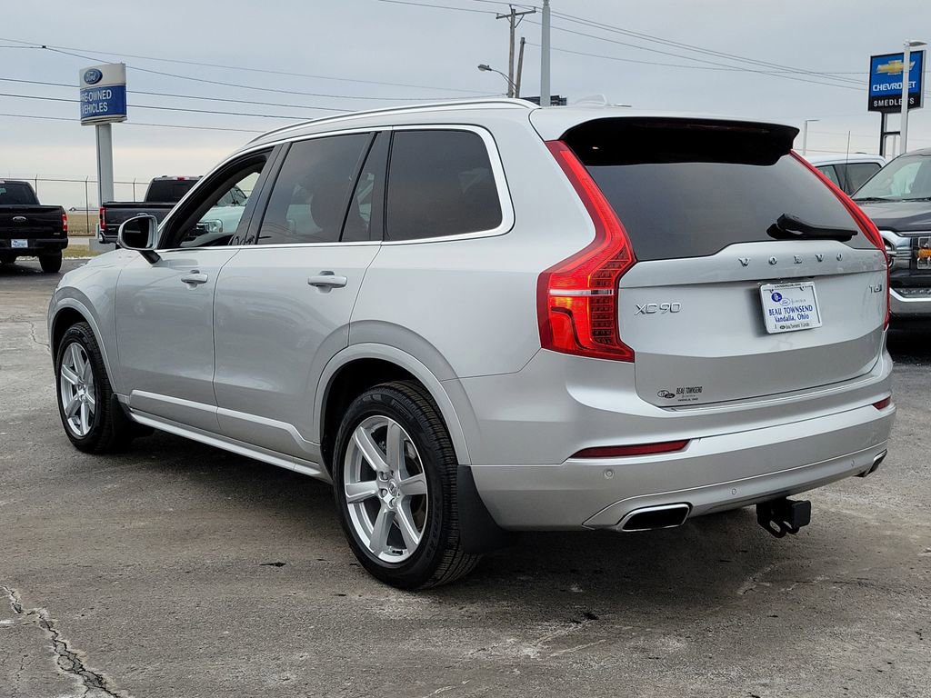 Used 2020 Volvo XC90 T6 Momentum image 3