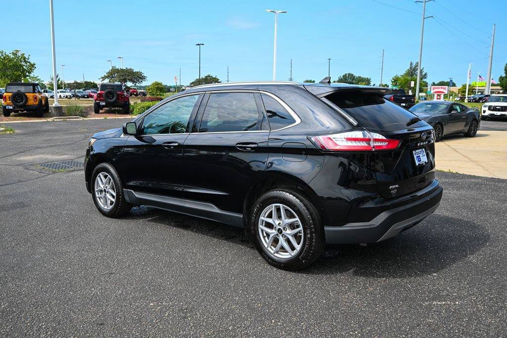 Certified 2024 Ford Edge SEL w/ Convenience Package AWD/4WD image 7