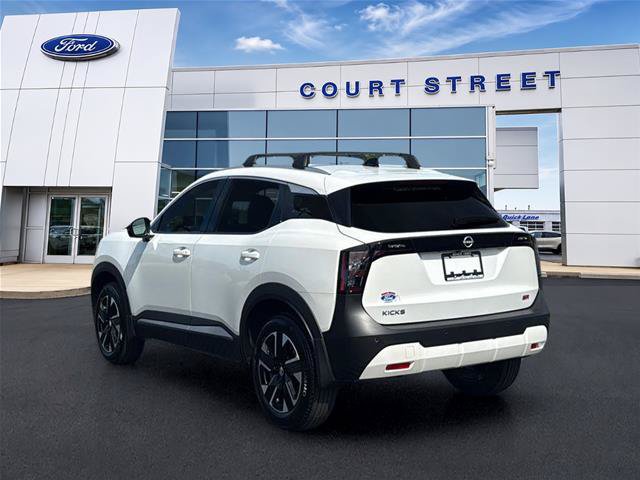 Used 2026 Nissan Kicks SR FWD image 7