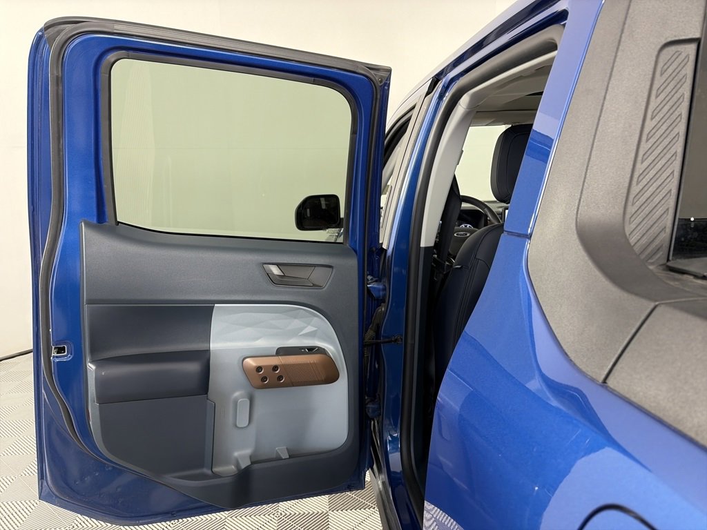 Certified 2023 Ford Maverick Lariat w/ Lariat Luxury Package image 12