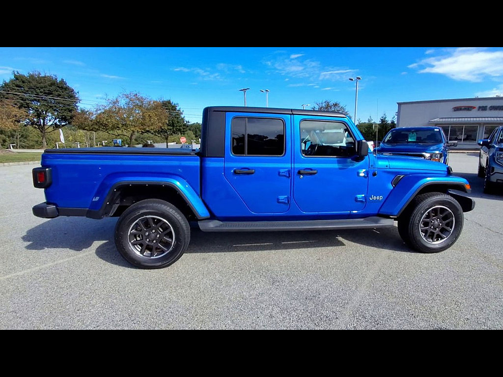 Used 2022 Jeep Gladiator Overland w/ Popular Equipment Package AWD/4WD image 37