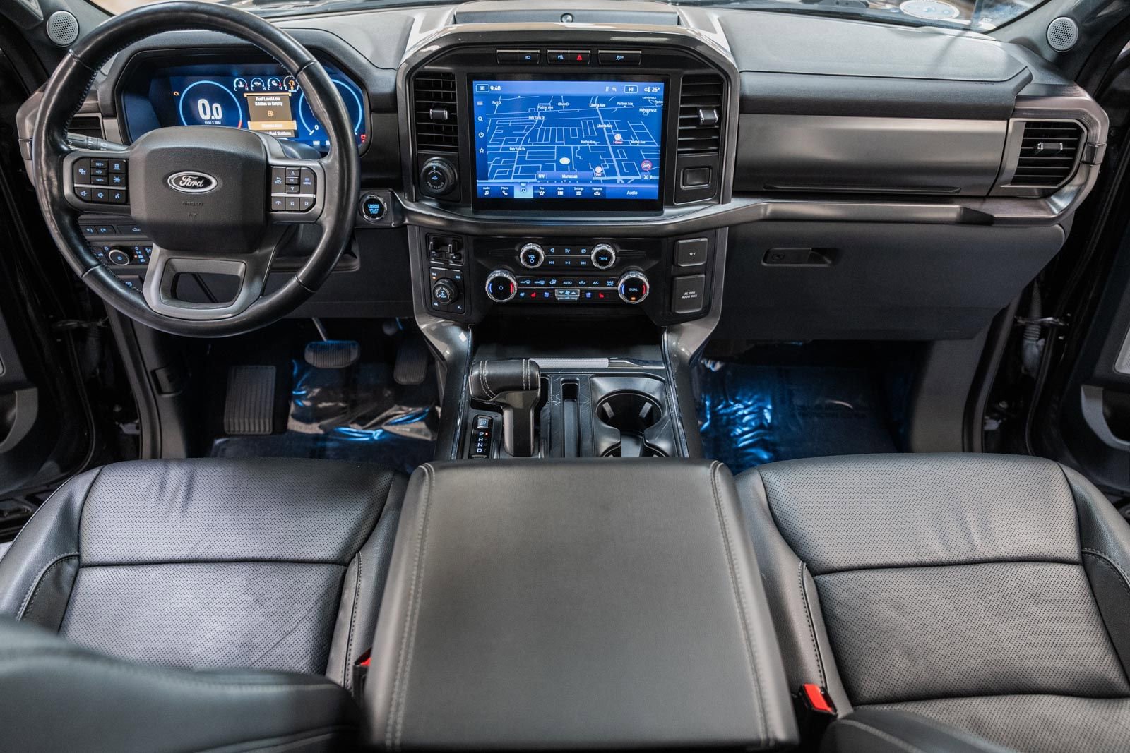 Certified 2022 Ford F150 Lariat w/ Equipment Group 502A High image 28