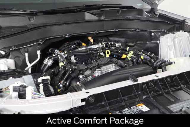 Certified 2025 Ford Explorer Active w/ Active Comfort Package AWD/4WD image 18