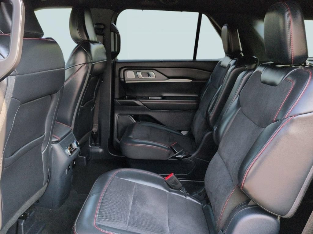 Certified 2025 Ford Explorer ST AWD/4WD image 26