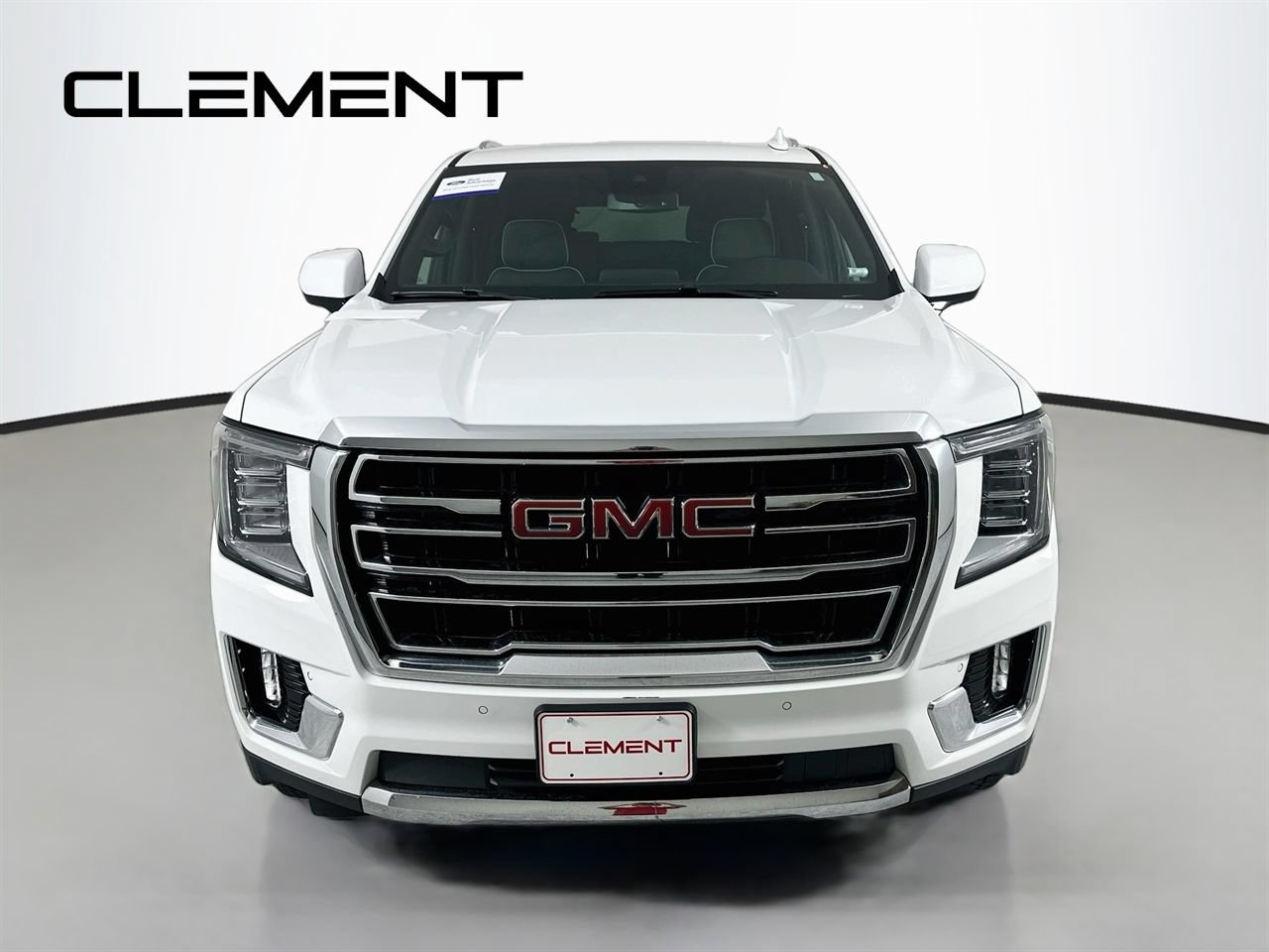Used 2024 GMC Yukon XL SLT AWD/4WD image 3