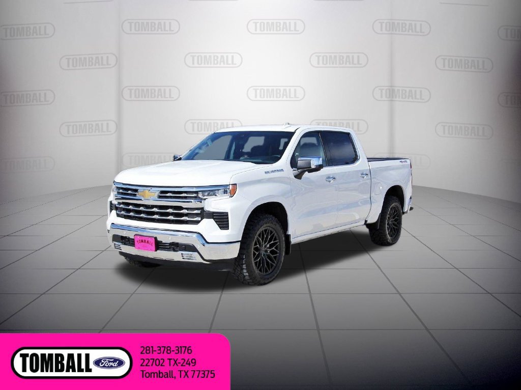 Used 2025 Chevrolet Silverado 1500 LTZ AWD/4WD image 3