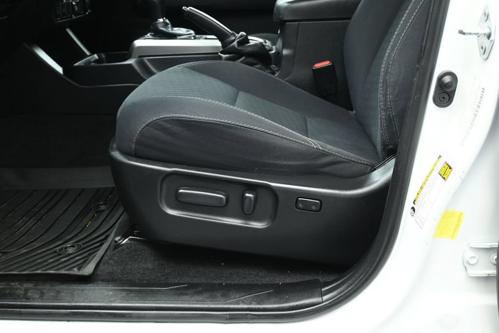 Used 2021 Toyota Tacoma SR5 w/ Trail Edition AWD/4WD image 9