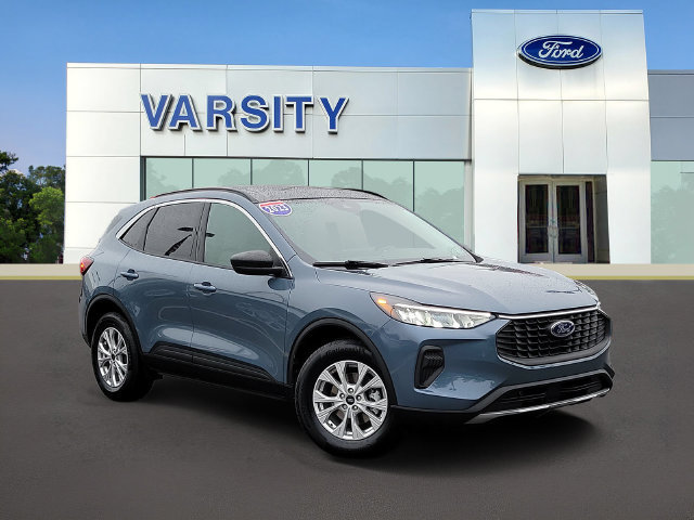 Certified 2023 Ford Escape Active w/ Tech Pack #1 AWD/4WD image 1