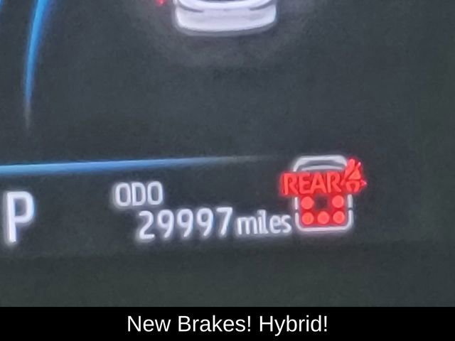 Used 2025 Toyota Sienna XLE w/ XLE Plus Package image 29