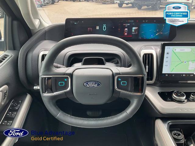 Certified 2025 Ford Expedition Active AWD/4WD image 7