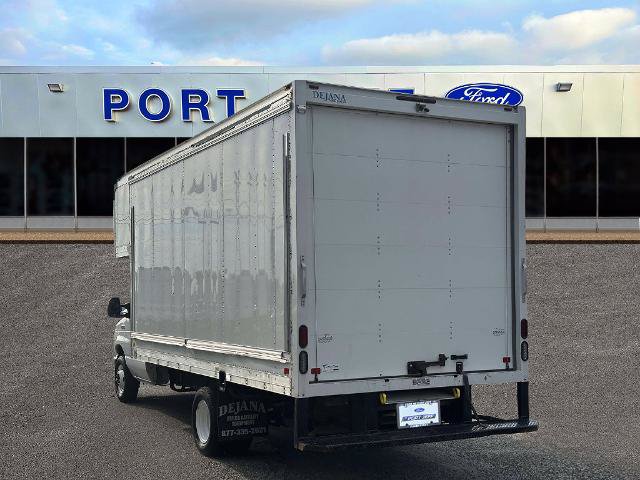 Certified 2023 Ford E-450 and Econoline 450 Super Duty w/ Power Windows & Locks Group RWD image 5