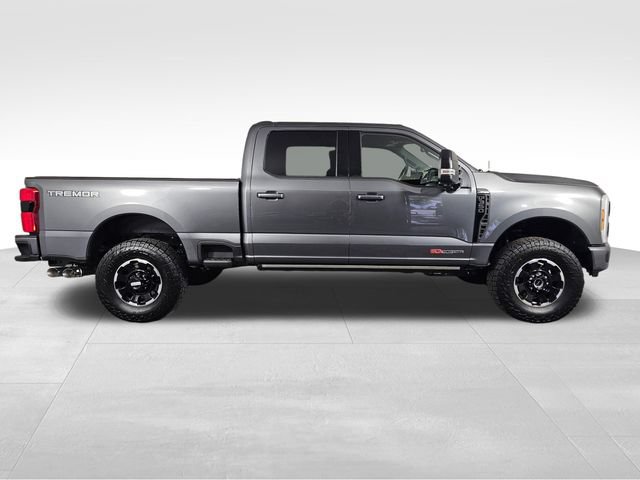 Certified 2026 Ford F350 Platinum w/ Tremor Off-Road Package AWD/4WD image 8