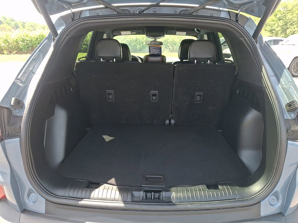 Certified 2025 Ford Escape ST-Line Select AWD/4WD image 28