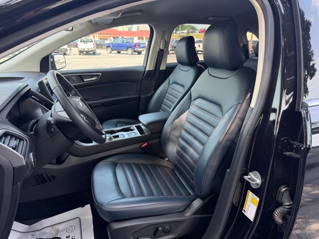 Certified 2022 Ford Edge SEL w/ Sport Appearance Package AWD/4WD image 12