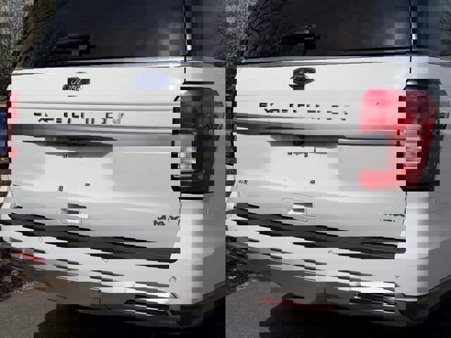 Certified 2024 Ford Expedition Max XLT image 19