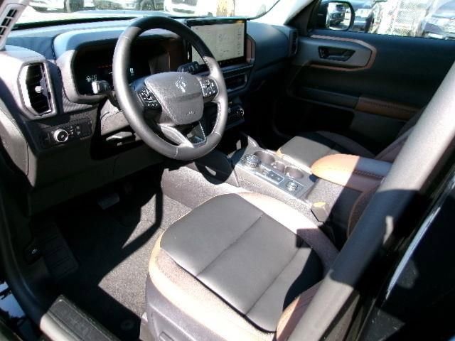 Certified 2025 Ford Bronco Sport Outer Banks w/ Outer Banks Tech Package+ AWD/4WD image 10