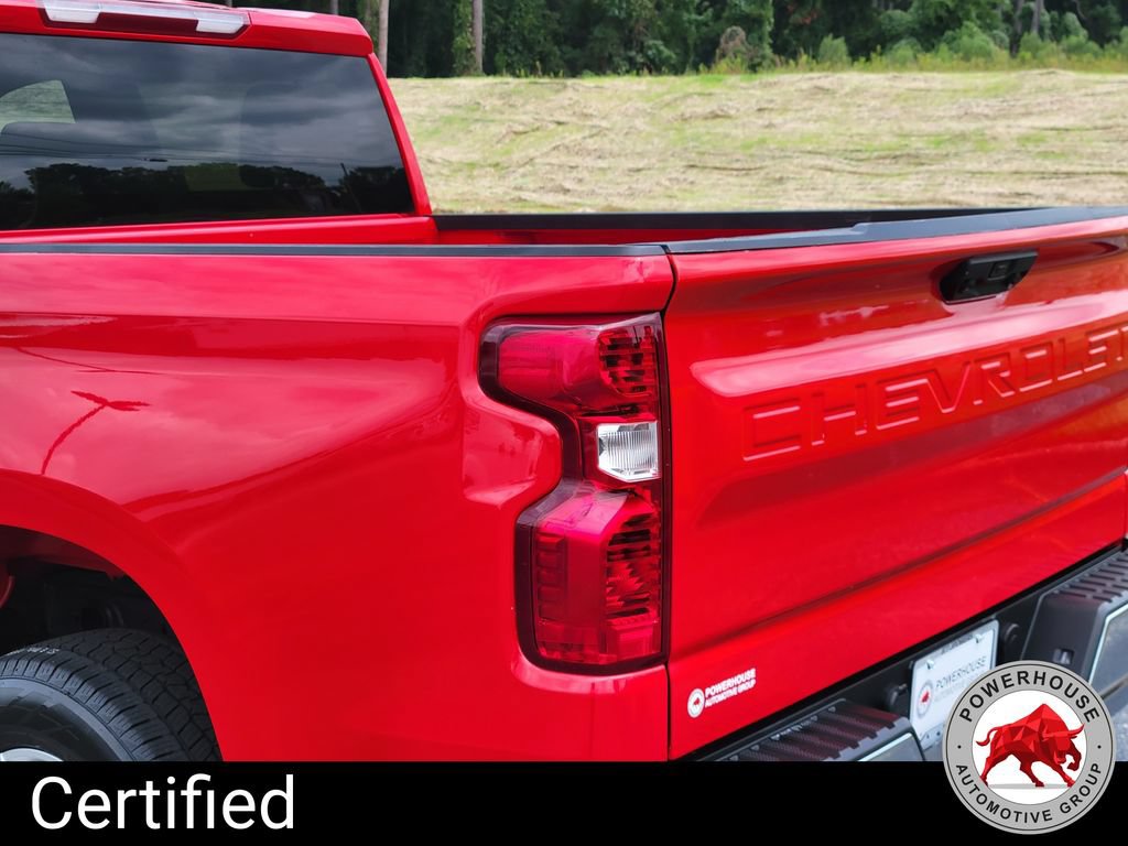 Used 2023 Chevrolet Silverado 1500 LT AWD/4WD image 13