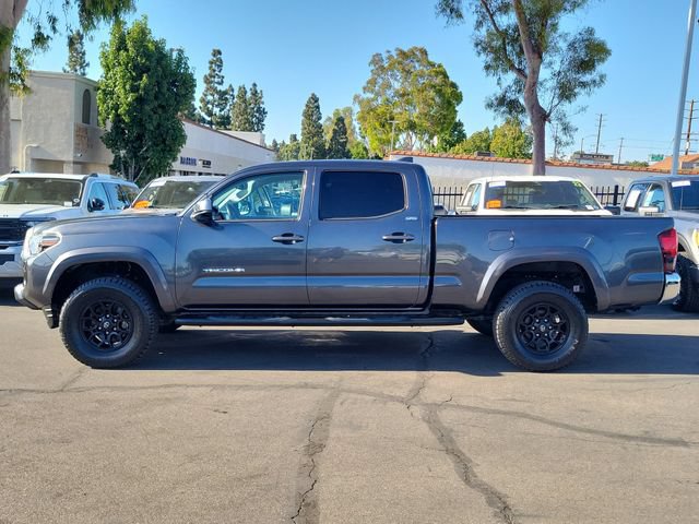 Used 2020 Toyota Tacoma SR5 RWD image 30