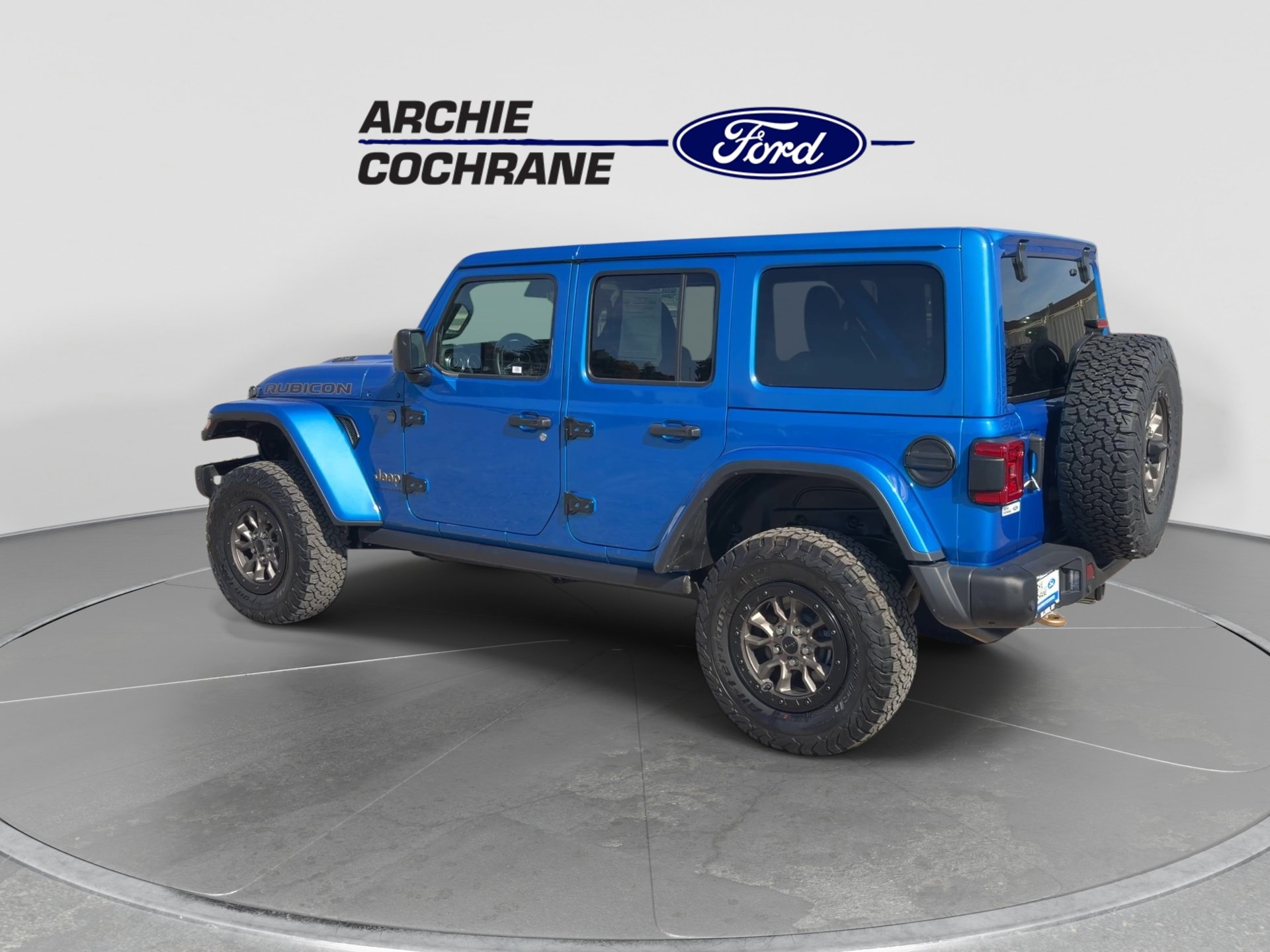 Used 2023 Jeep Wrangler Unlimited Rubicon 392 w/ Trailer Tow Package AWD/4WD image 6