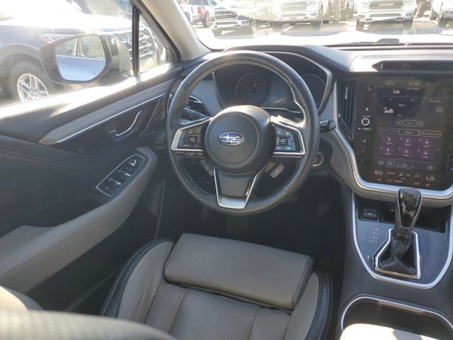 Used 2020 Subaru Outback Limited image 27