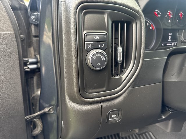 Used 2022 Chevrolet Silverado 1500 Custom RWD image 15