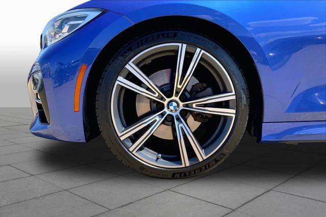 Used 2021 BMW 330i Sedan w/ M Sport Package RWD image 11