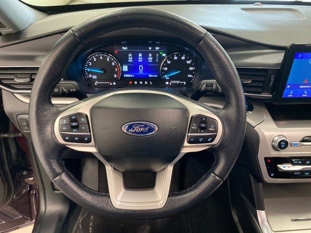 Certified 2022 Ford Explorer XLT w/ Equipment Group 202A image 18