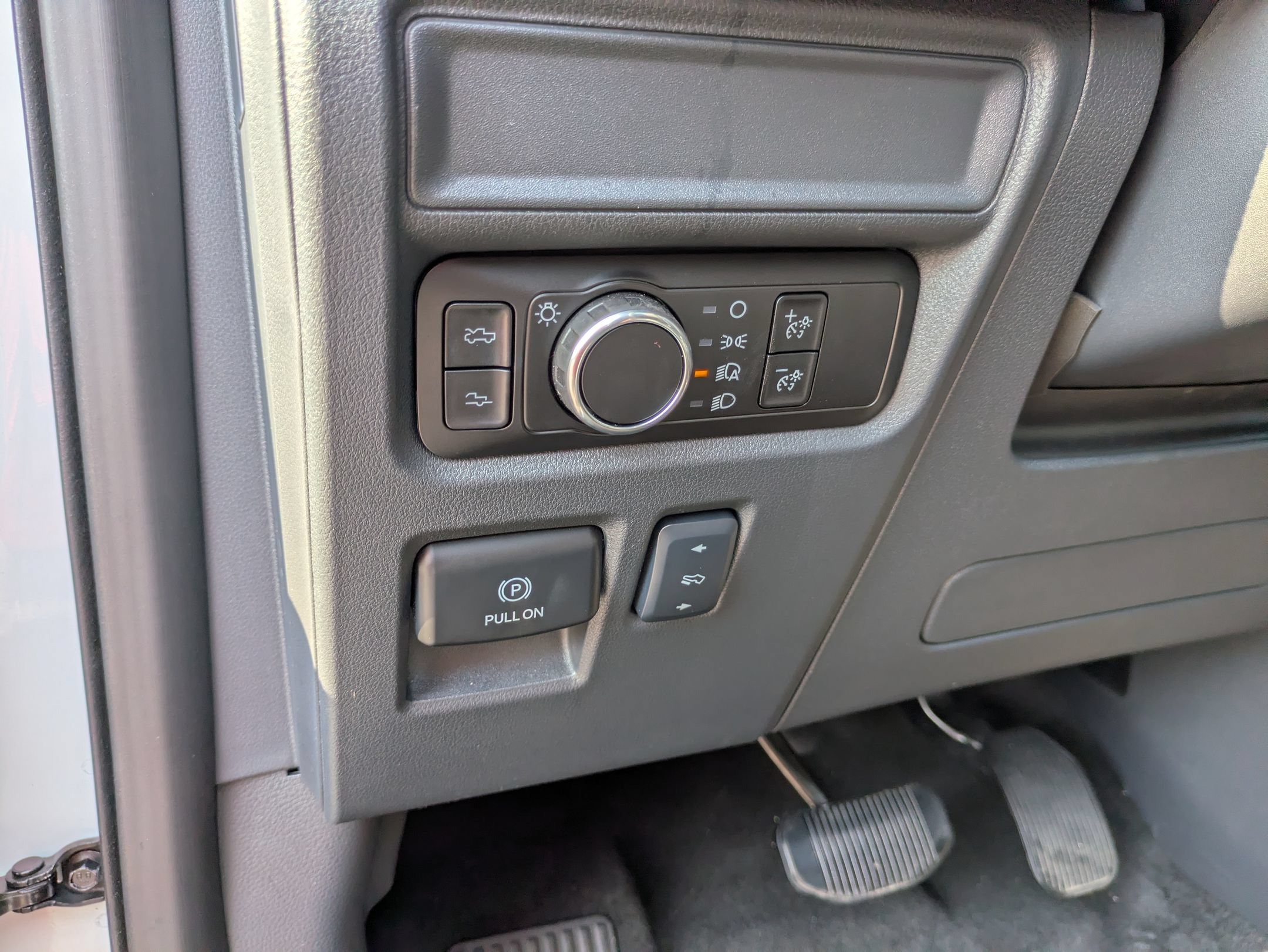 Certified 2025 Ford F150 Lightning Lariat AWD/4WD image 19