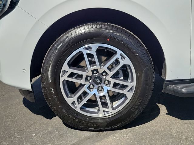 Certified 2025 Ford Expedition Active image 33