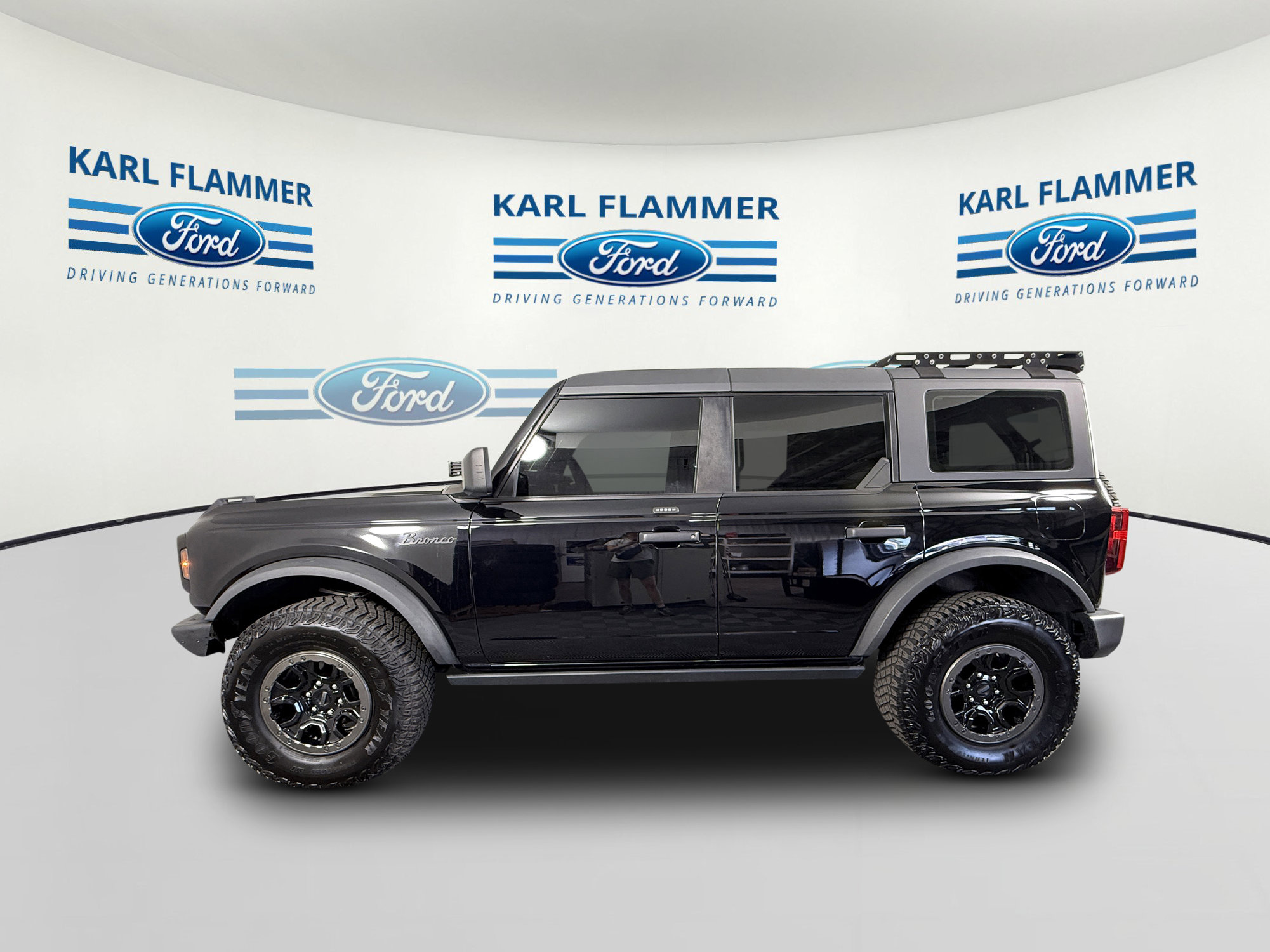 Certified 2023 Ford Bronco 4-Door AWD/4WD image 5