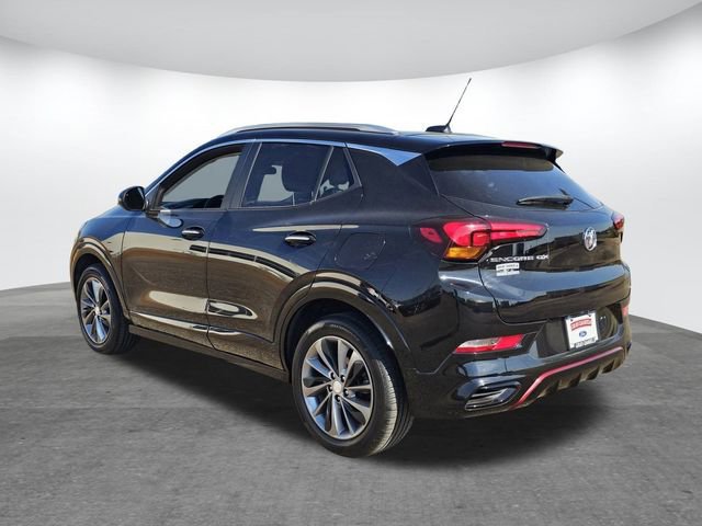 Used 2023 Buick Encore GX Select w/ Sport Touring Package image 2