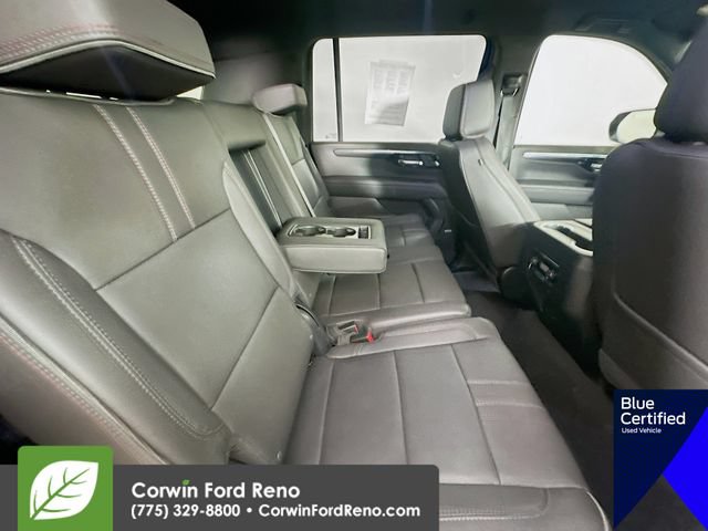 Used 2025 Chevrolet Suburban RST w/ Comfort Package AWD/4WD image 32