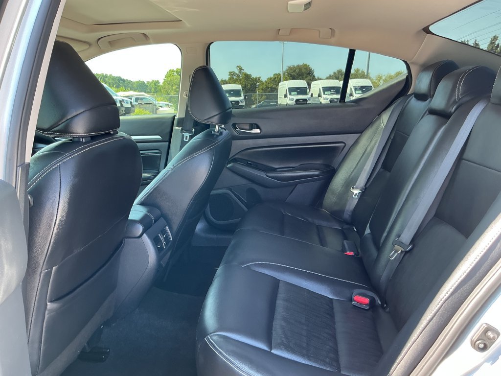 Used 2022 Nissan Altima 2.5 SL FWD image 19