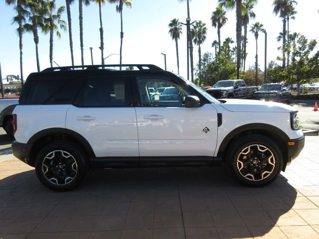 Certified 2025 Ford Bronco Sport Outer Banks image 2