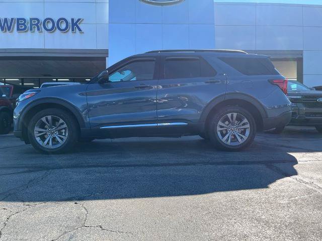 Certified 2025 Ford Explorer Active w/ Active Comfort Package AWD/4WD image 3