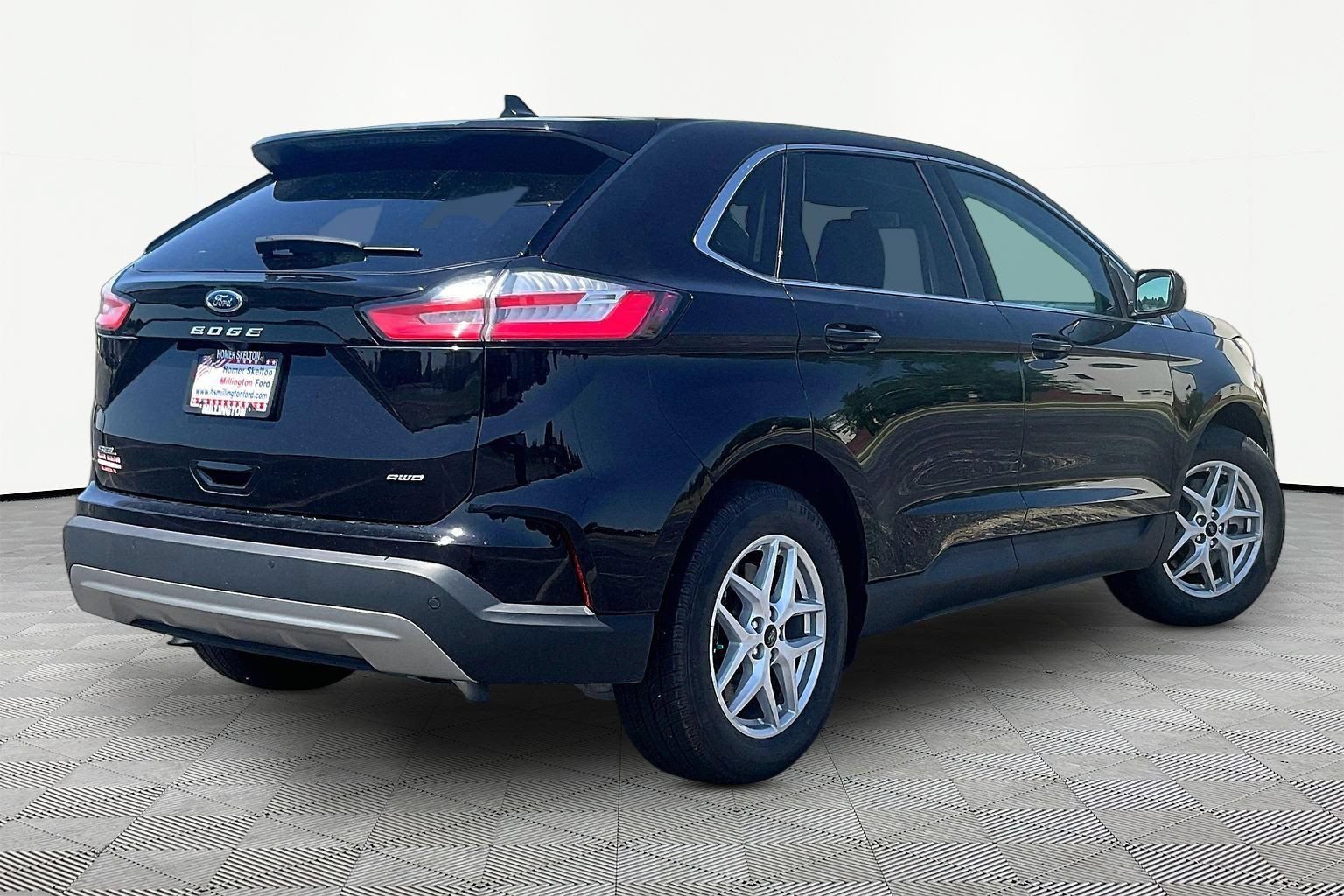 Certified 2024 Ford Edge SEL AWD/4WD image 11