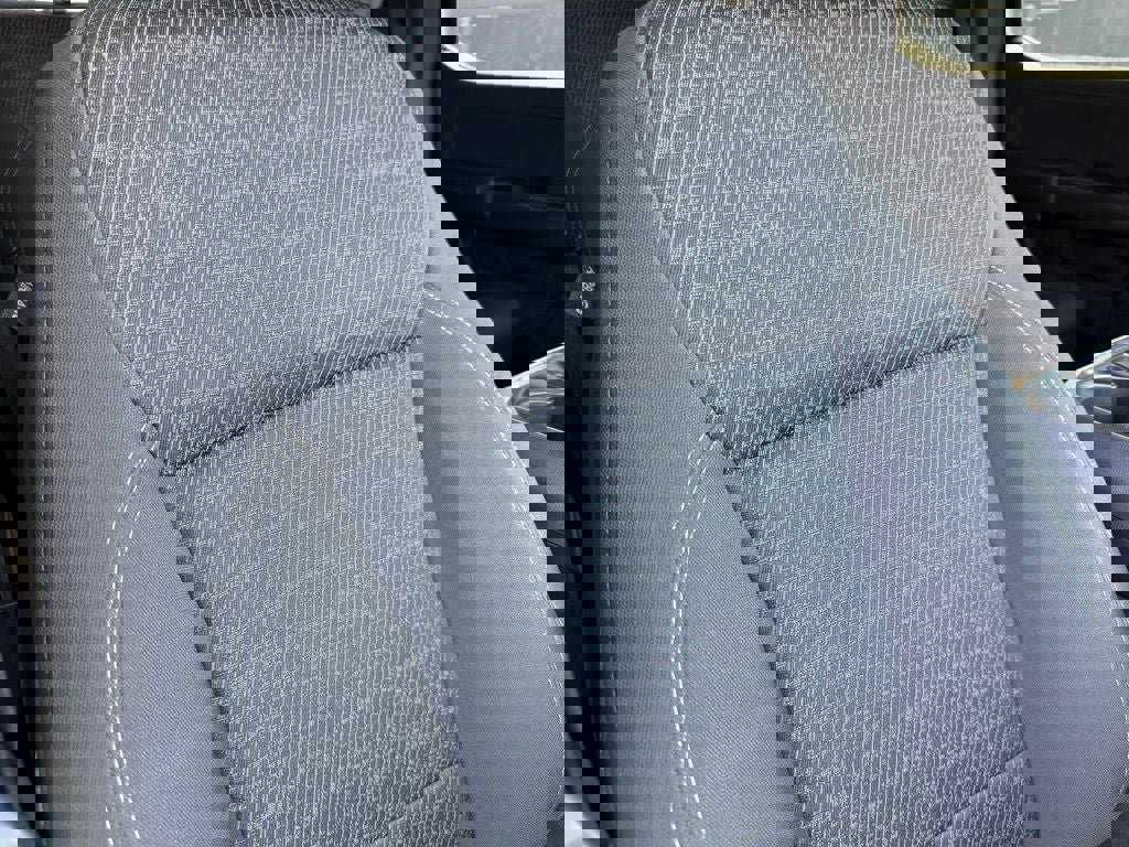 Certified 2022 Ford F150 Lariat w/ Equipment Group 502A High image 23