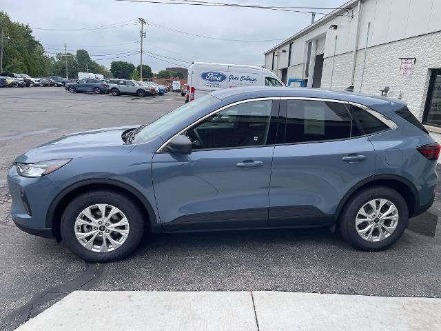 Certified 2023 Ford Escape Active AWD/4WD image 32