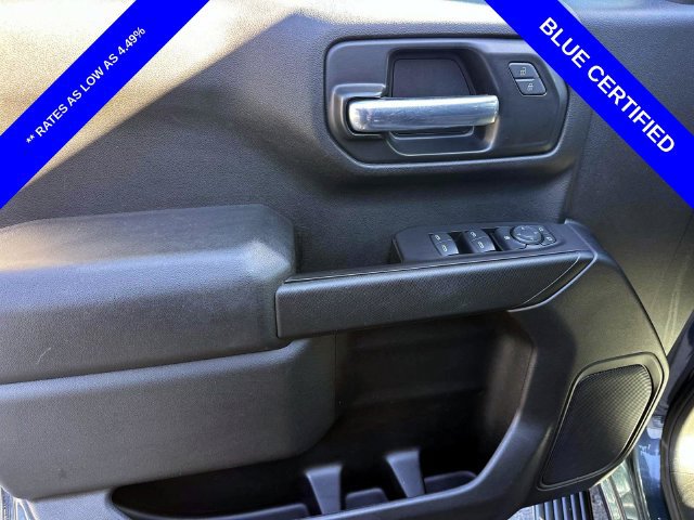 Used 2020 Chevrolet Silverado 1500 Custom w/ Custom Value Package AWD/4WD image 10