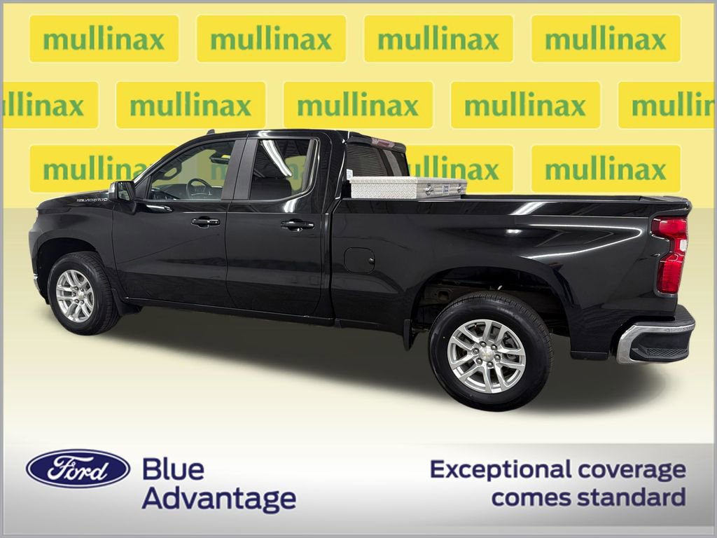 Used 2020 Chevrolet Silverado 1500 LT w/ All-Star Edition RWD image 11