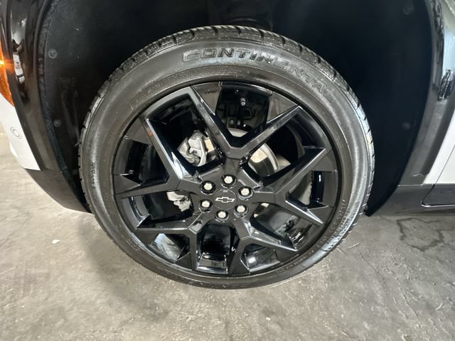 Used 2024 Chevrolet Traverse RS AWD/4WD image 23